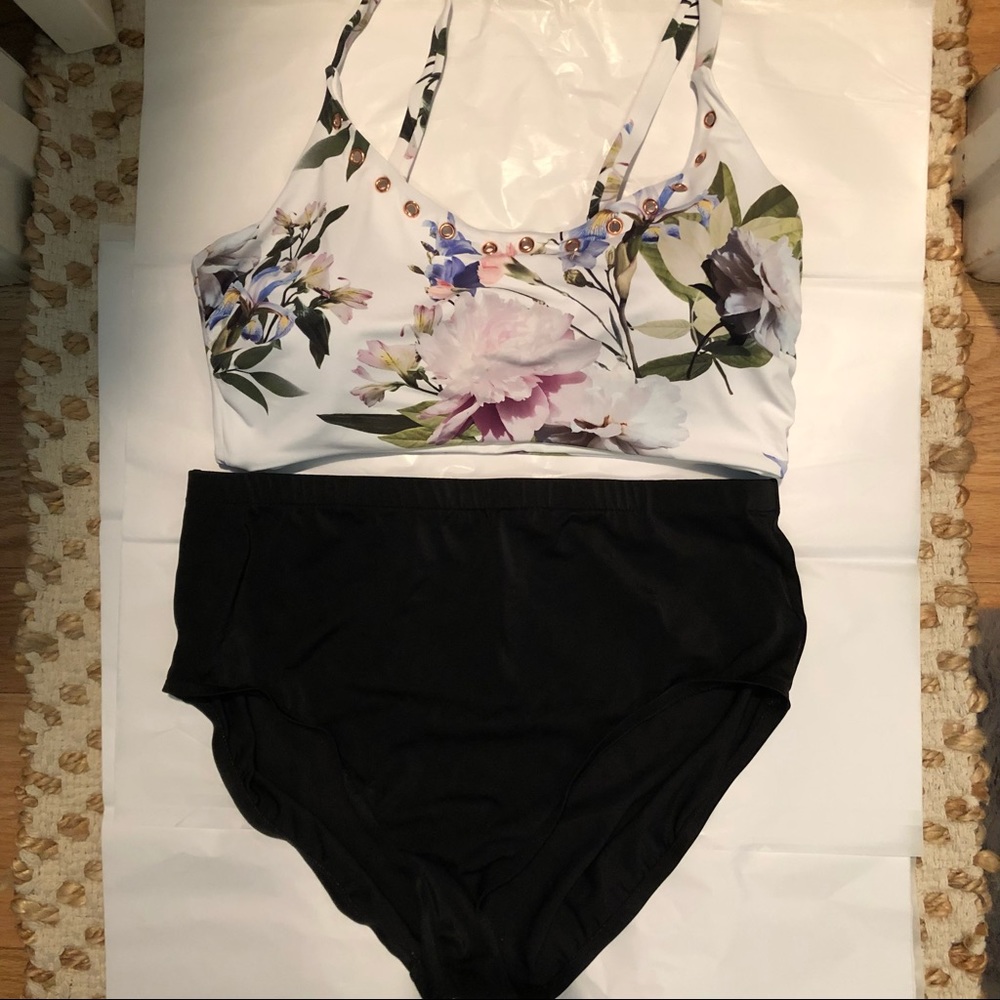 Gorgeous Floral Women’s Swimsuit